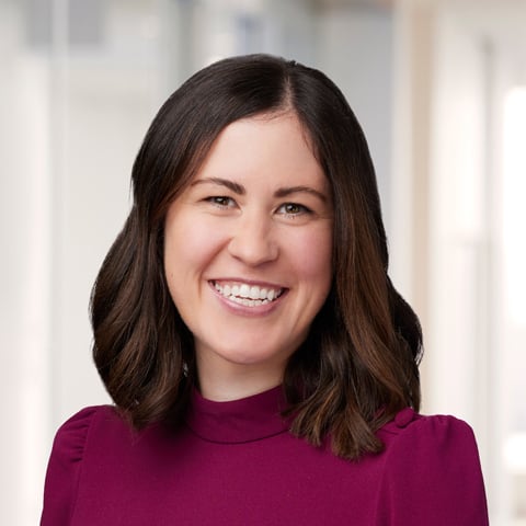 Sarah Gaul Headshot